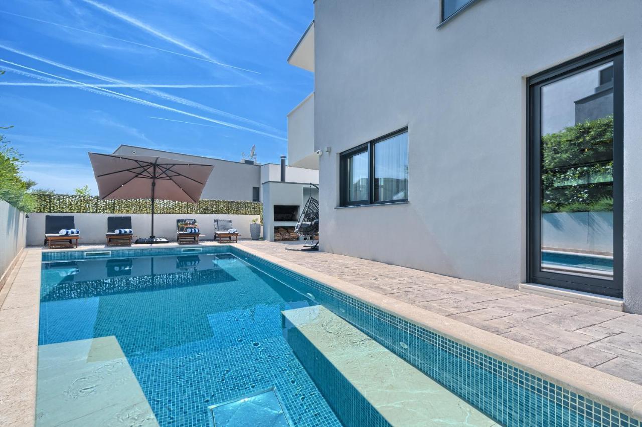 Villa Celestial Near Split Ποντστράνα Εξωτερικό φωτογραφία